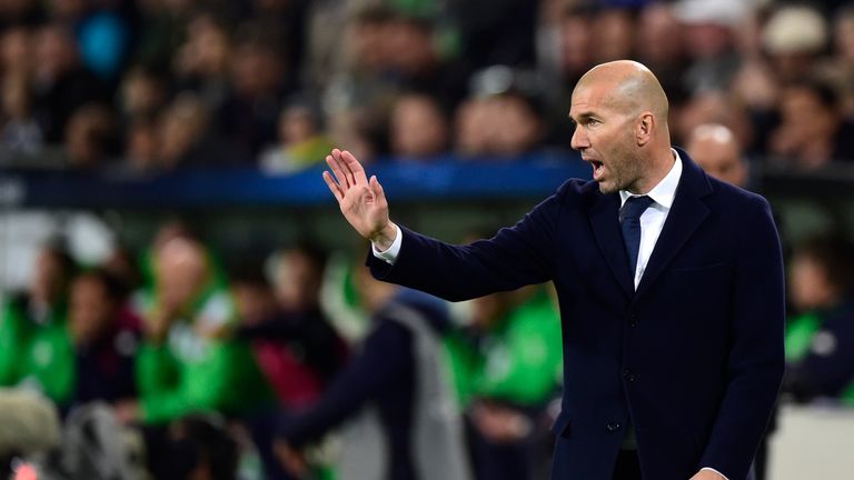 Real Madrid coach Zinedine Zidane has called on his Real Madrid players to remain calm against Wolfsburg