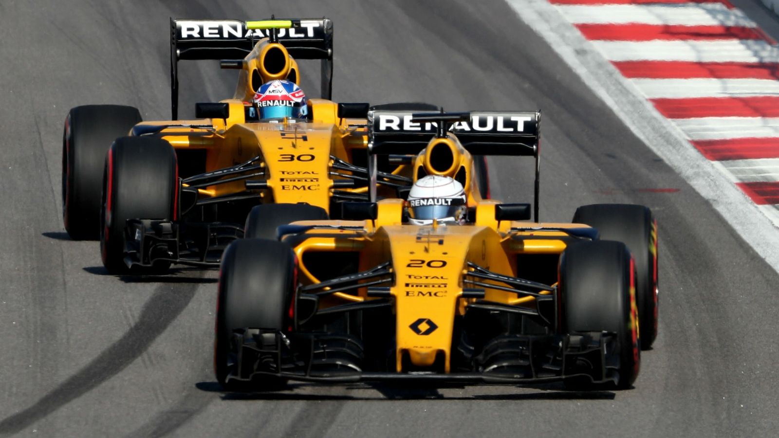 f1-renault-magnussen-