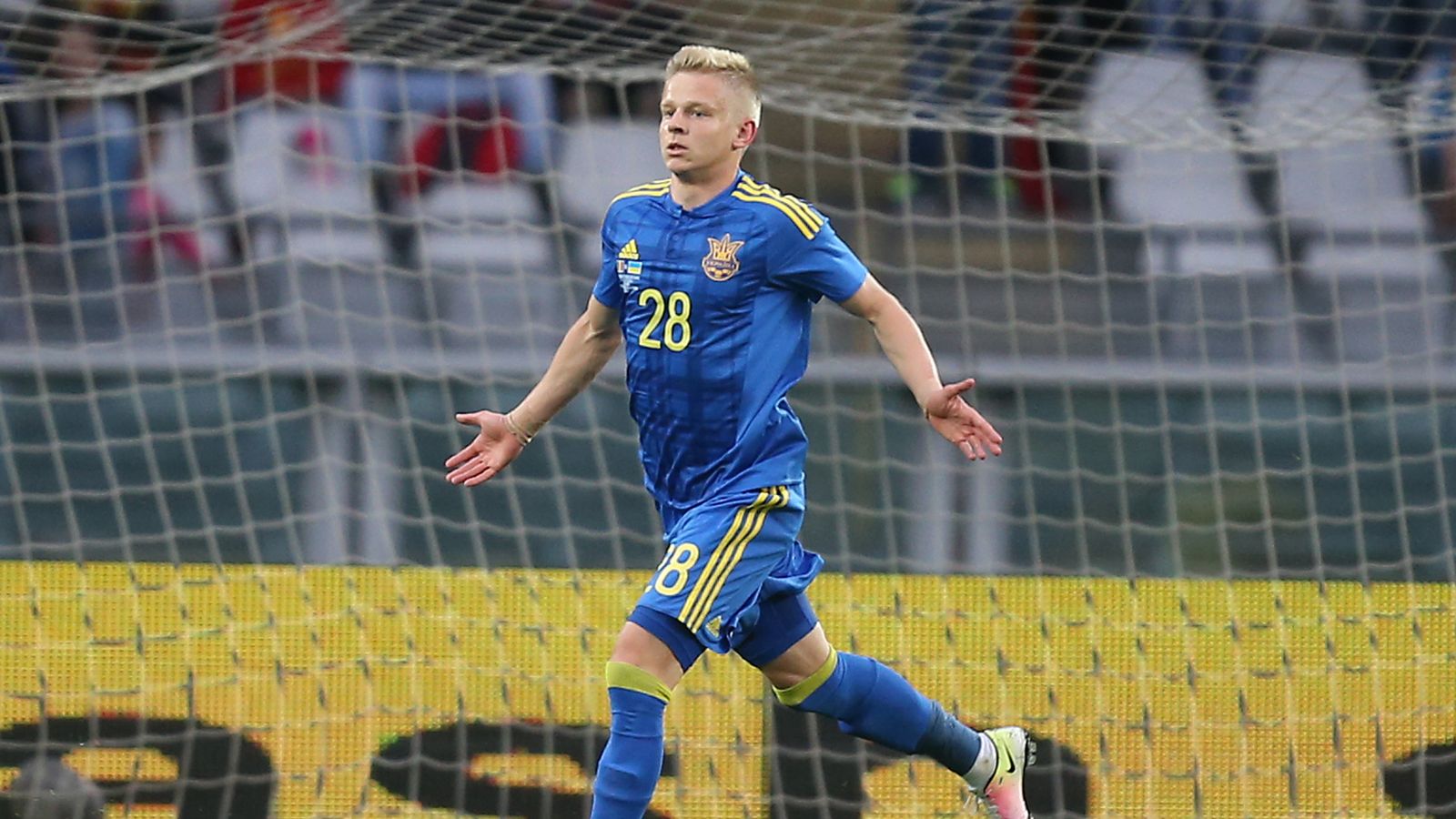 Manchester City's Oleksandr Zinchenko joins PSV Eindhoven on season