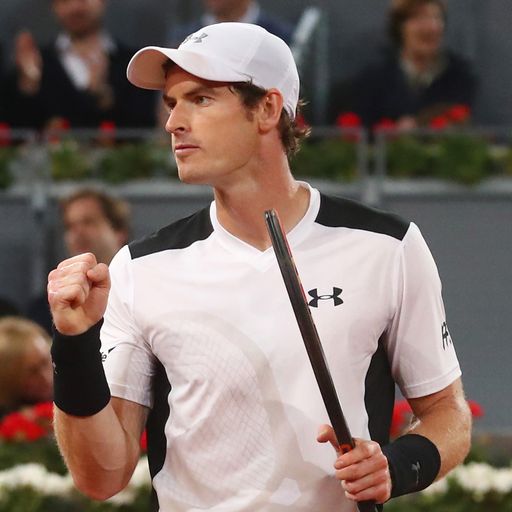 Murray into semi-finals