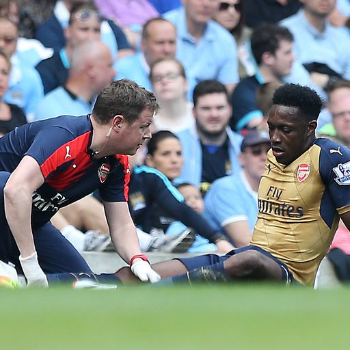 Welbeck in Euros injury scare