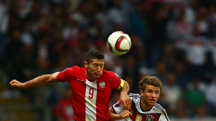Robert Lewandowski and Thomas Muller during the EURO 2016 Qualifier Group D match between Germany and Poland on September 4, 2015 in Frankfurt
