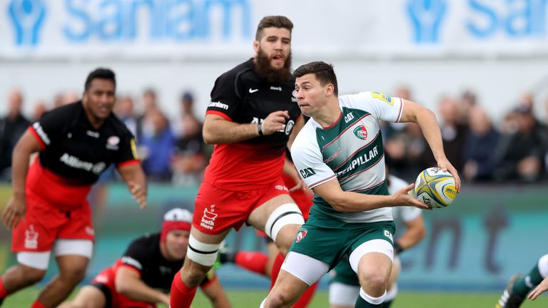 BARNET, ENGLAND - MAY 21:  Ben Youngs of Leicester passes the ball during the Aviva Premiership semi final match between Saracens and Leicester Tigers at A