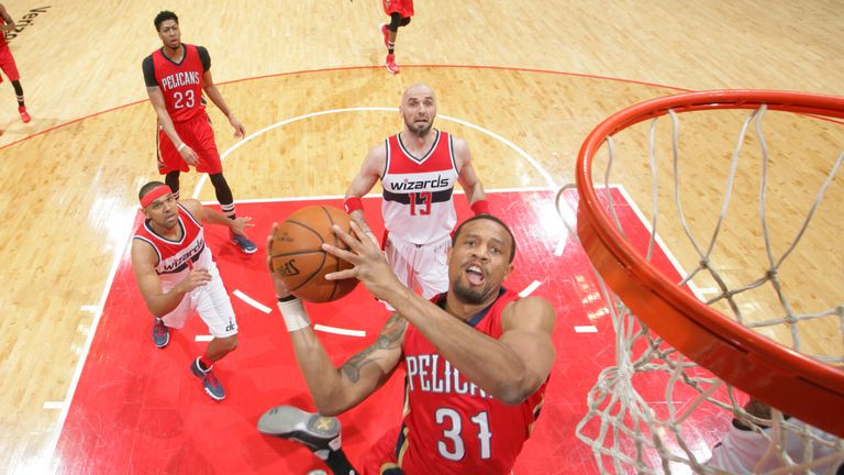  Bryce Dejean-Jones #31 of the New Orleans Pelicans shoots the ball against the Washington Wizards on February 23, 2016 at V