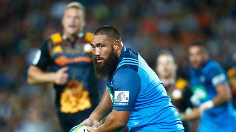 HAMILTON, NEW ZEALAND - APRIL 08: Charlie Faumuina of the Blues passes  during the round seven Super Rugby match between the Chiefs and the Blues on April 