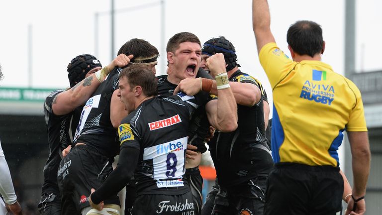 Exeter celebrate Dave Ewers' try