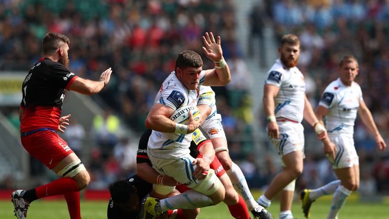Dave Ewers of carries against Saracens
