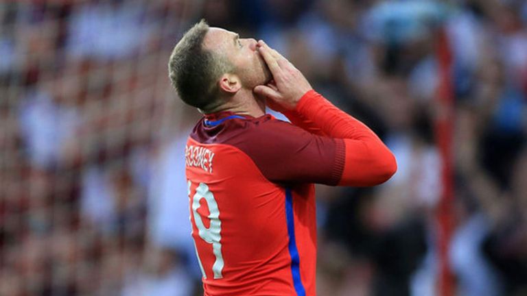 Wayne Rooney scores 52nd goal for England