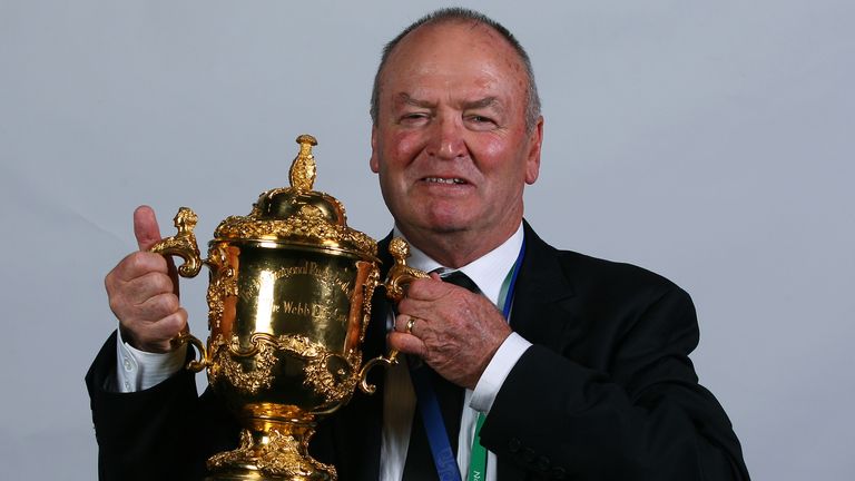 Graham Henry with the Rugby World Cup in 2011