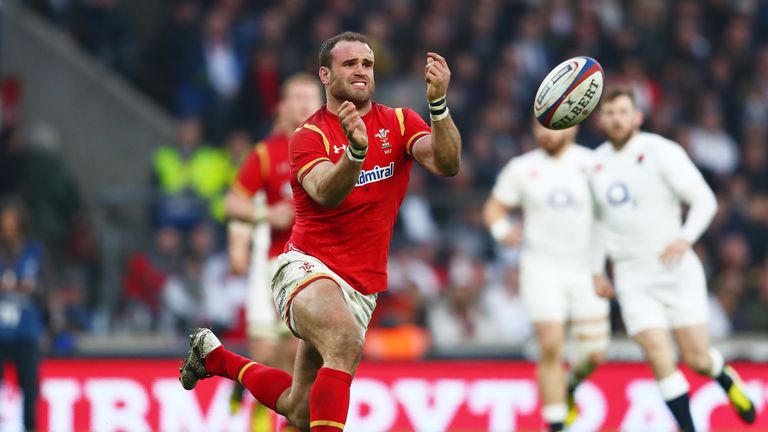 LONDON, ENGLAND - MARCH 12:  Jamie Roberts of Wales passes the ball during the RBS Six Nations match between England and Wales at Twickenham Stadium on Mar