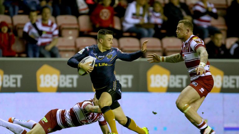 Hull FC's's Jamie Shaul bursts through to score during the First Utility Super League match at the DW Stadium, Wigan.