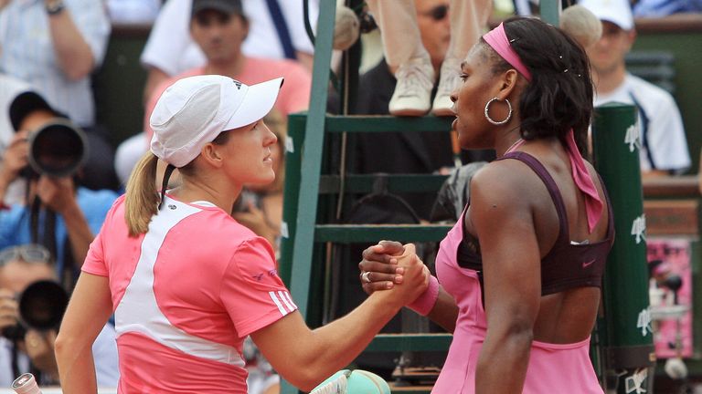 Belgian player Justine Henin (L) shakes hand with US player Serena Williams after their French Tennis Open quarter final match at Roland Gar