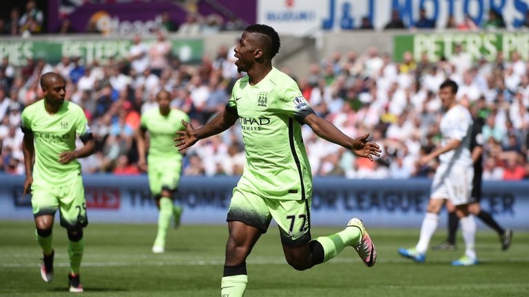 Kelechi Iheanacho goal celeb, Swansea v Manchester City, Premier League