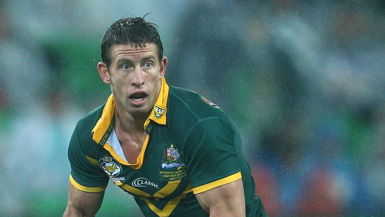  Kurt Gidley of the Kangaroos looks to pass the ball during the ARL Test match between the Australia and New  Zealand in 2007 