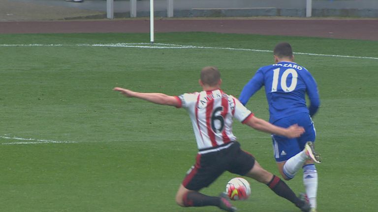 Eden Hazard Lee Cattermole