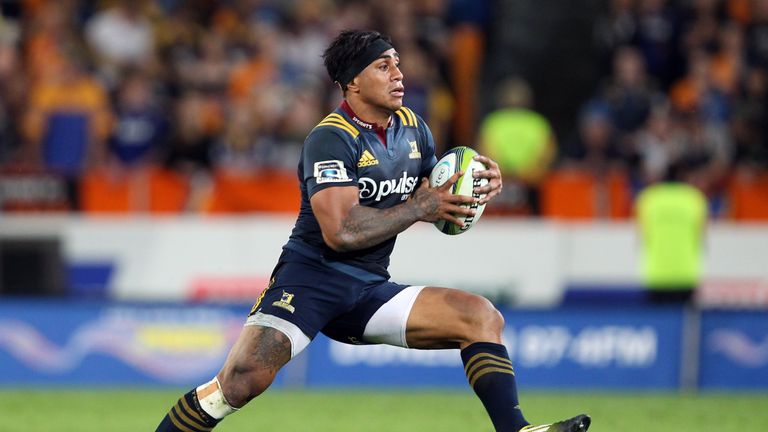 DUNEDIN, NEW ZEALAND - APRIL 01: Malakai Fekitoa of the Highlanders on the attack during the round six Super Rugby match between the Highlanders and the We