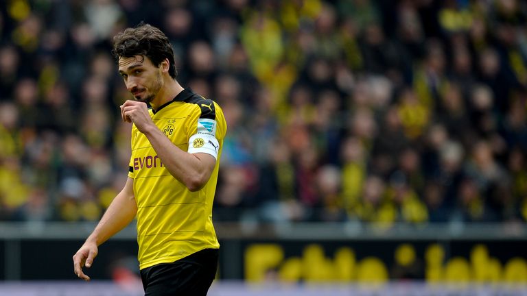 Mats Hummels has hit back over Dortmund's statement saying he is leaving for Bayern, saying everything is possible