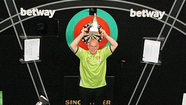 Michael van Gerwen celebrates his Premier League success (Pic Lawrence Lustig/PDC)