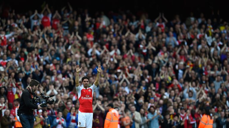 Mikel Arteta acknowledges the supporters as he makes his farewell Arsenal appearance 