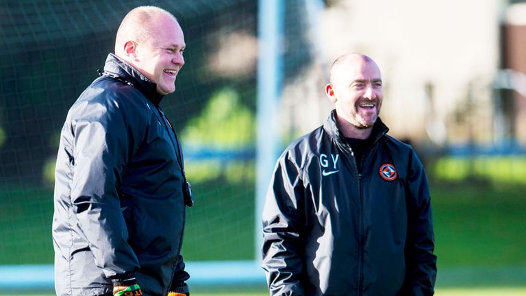 Former Dundee United boss Mixu Paatelainen (l) with Gordon Young