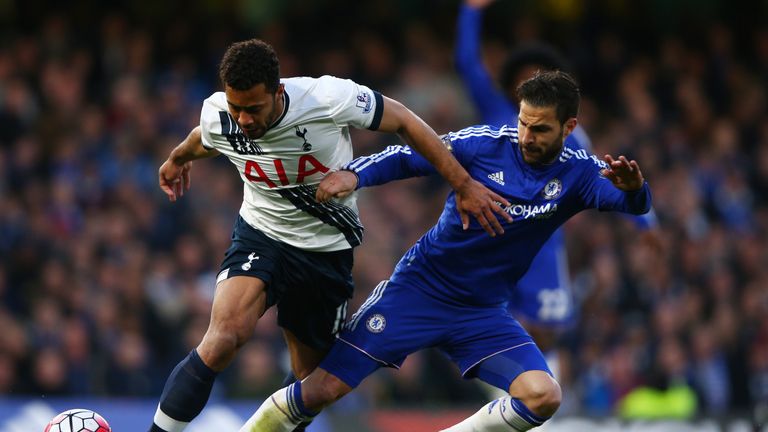 LONDON, ENGLAND - MAY 02:  Mousa Dembele of Tottenham Hotspur is tackled by Cesc Fabregas of Chelsea during the Barclays Premier League match between Chels