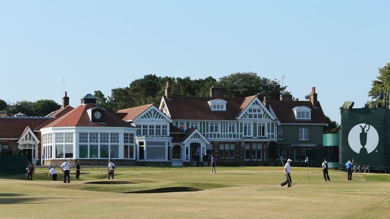Muirfield will not allow female members after a vote