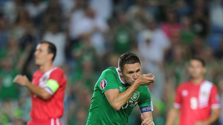 Robbie Keane of Republic of Ireland celebrates