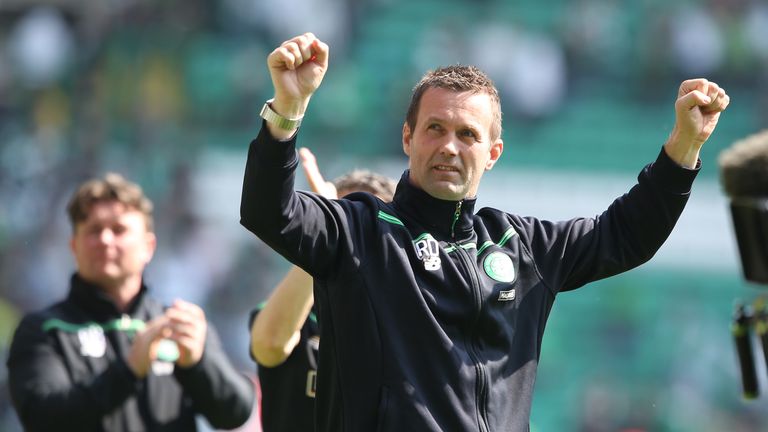 Celtic manager Ronny Deila celebrates winning the league after the Ladbrokes Scottish Premiership match at Celtic Park, Glasgow.