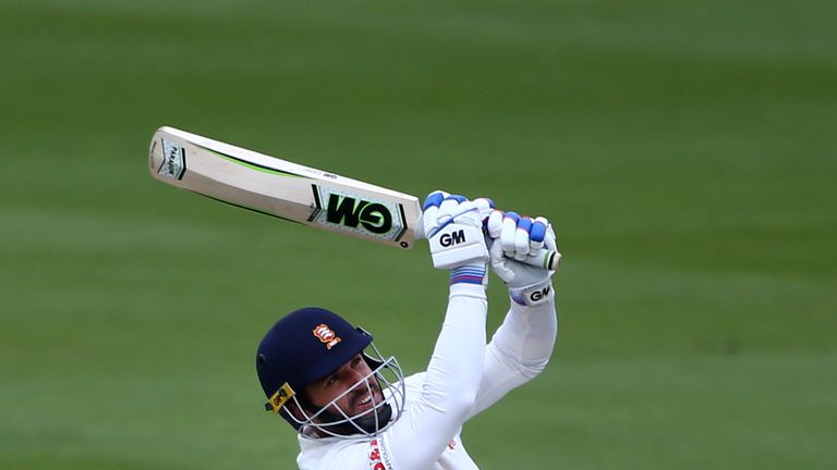HOVE, ENGLAND - APRIL 18: Ryan ten Doeschate of Essex hits out during day two of the Specsavers County Championship Division Two match between Sussex and E