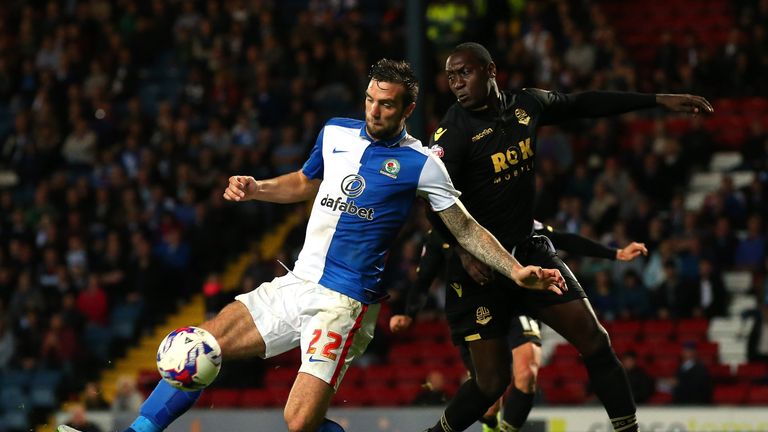 Shane Duffy of Blackburn Rovers challenges Emile Heskey of Bolton Wanderers during the Sky Bet Championship match between Blackburn and Bolton