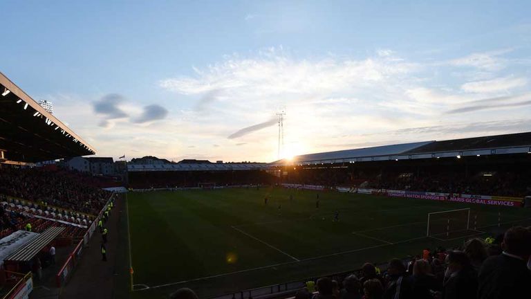 Sunset at Pittodrie Aberdeen v Hearts May 2016