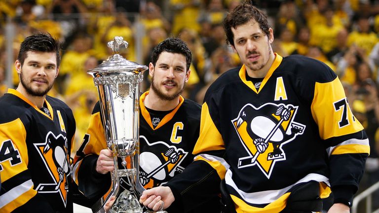 The Pittsburgh Penguins with the Prince of Wales Trophy after the 2-1 win over the Tampa Bay Lightning