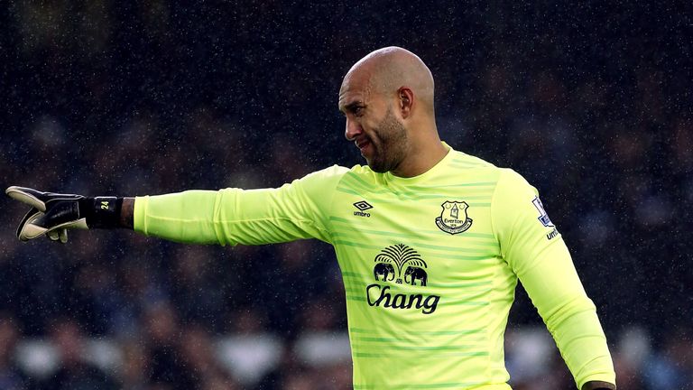 LIVERPOOL, ENGLAND - DECEMBER 19:  Tim Howard of Everton during the Barclays Premier League match between Everton and Leicester City at Goodison Park on De