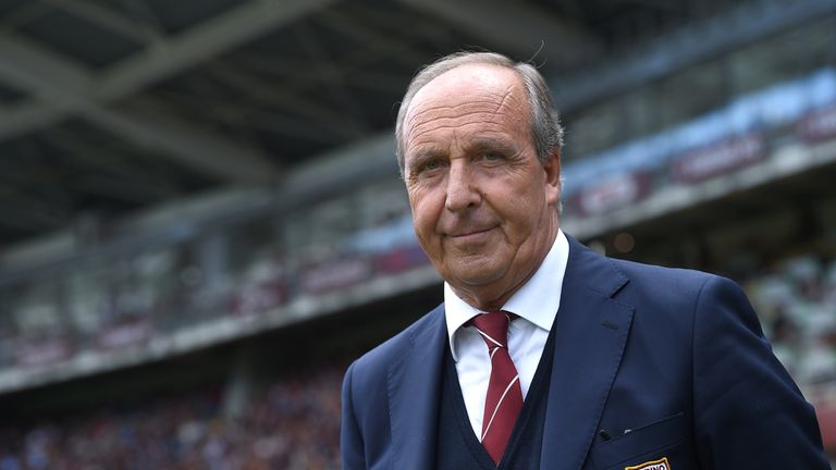 Head coach Giampiero Ventura looks on during the Serie A match between Torino FC and US Sassuolo Calcio at Stadio Olimp