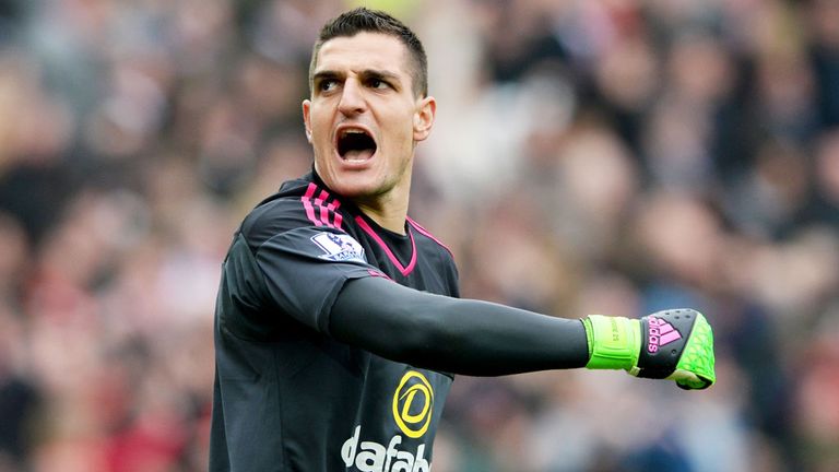 Sunderland goalkeeper Vito Mannone may be called-up by Italy