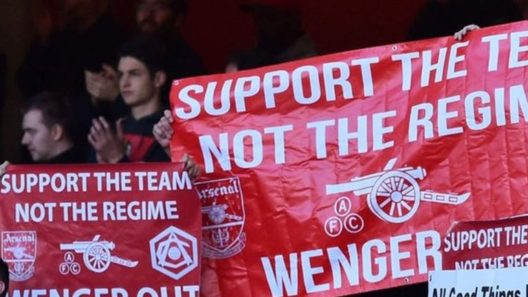 Arsenal fans protest against Wenger