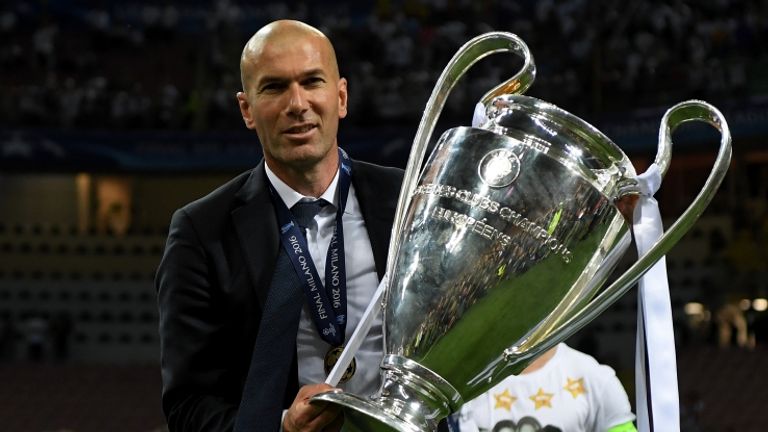 Zinedine Zidane raggiante dopo la conquista della Champions (Getty)
