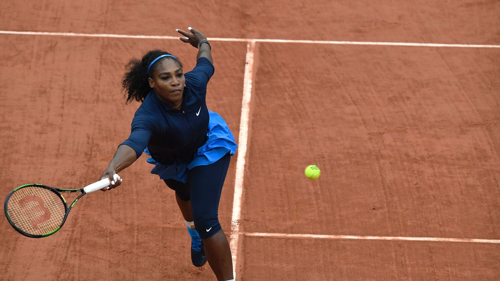 French Open Serena Williams Books Place In Roland Garros Quarter Final 