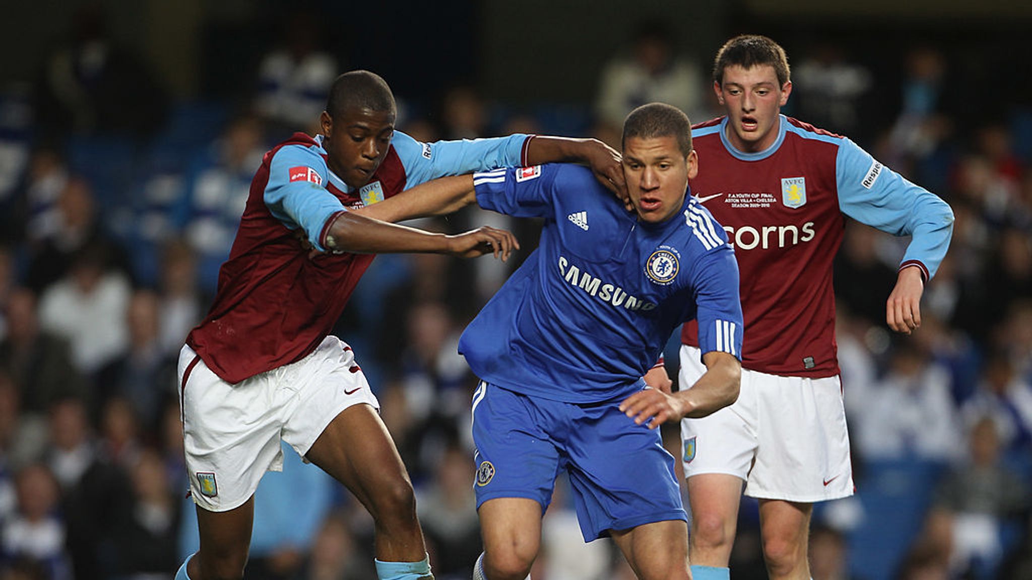 Ex-Chelsea defender Jeffrey Bruma completes transfer to Wolfsburg 