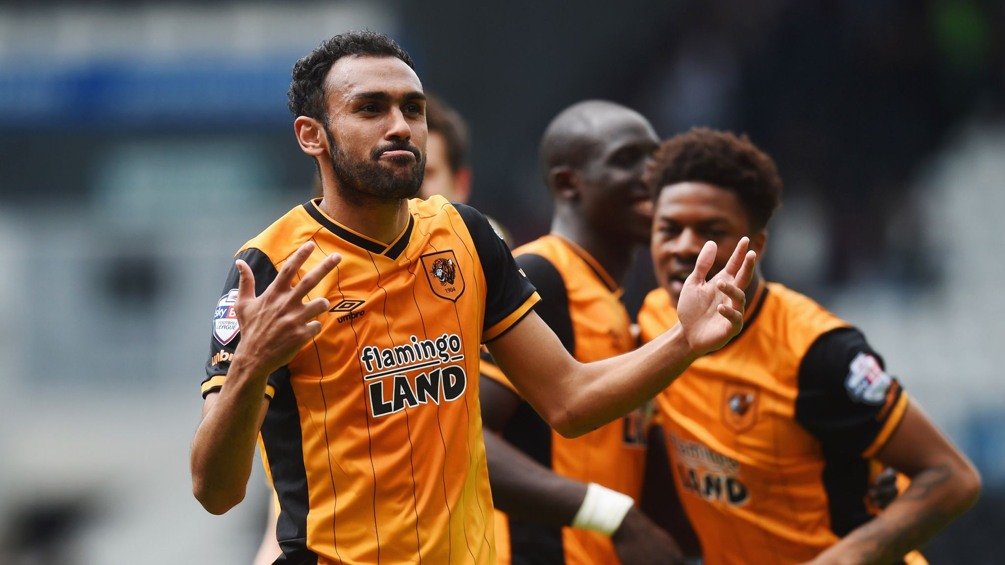 Ahmed Elmohamady signs three-year deal with Hull City | Football News | Sky  Sports