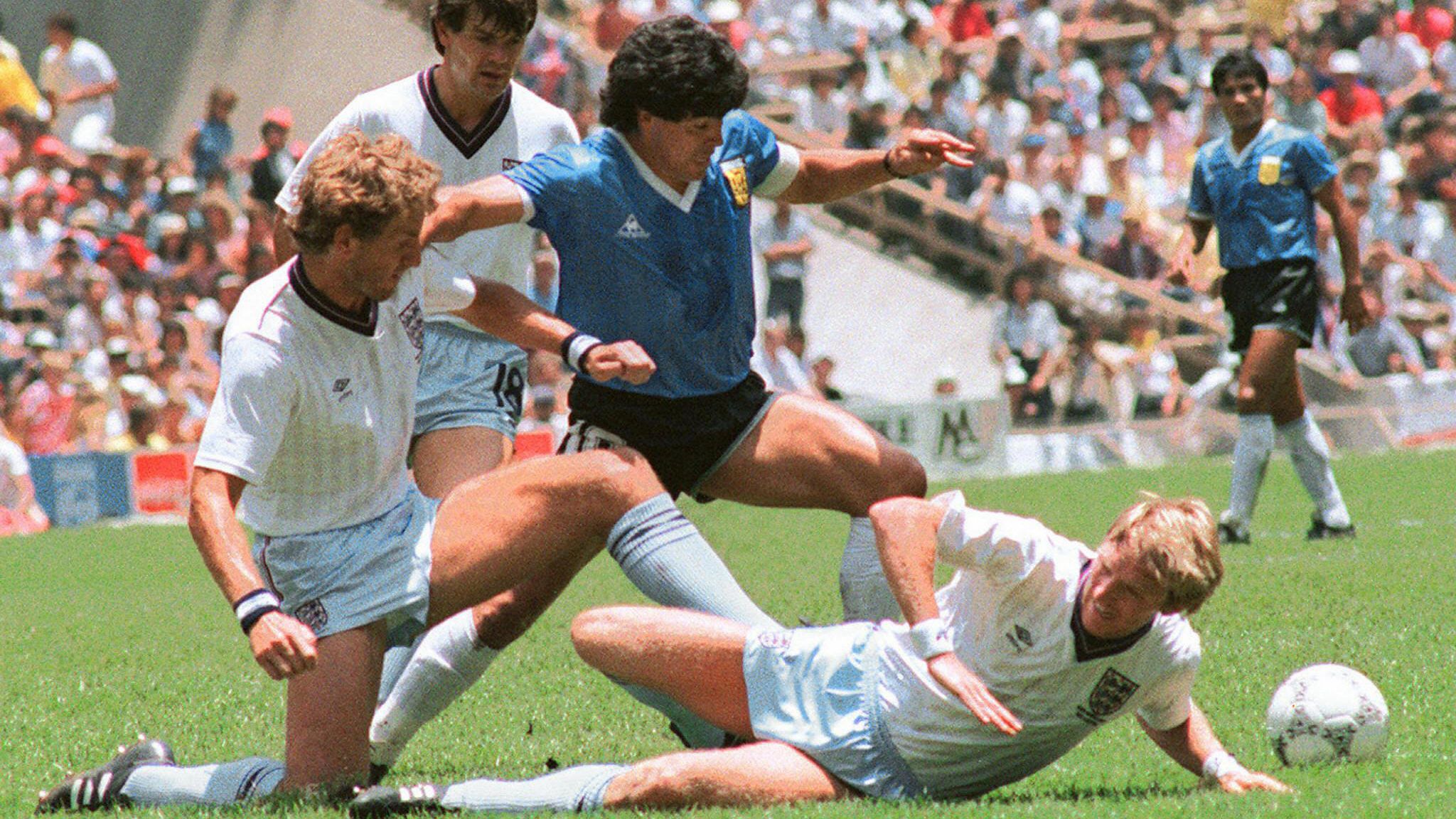 Remembering Diego Maradona's 'Hand of God' goal against England 30