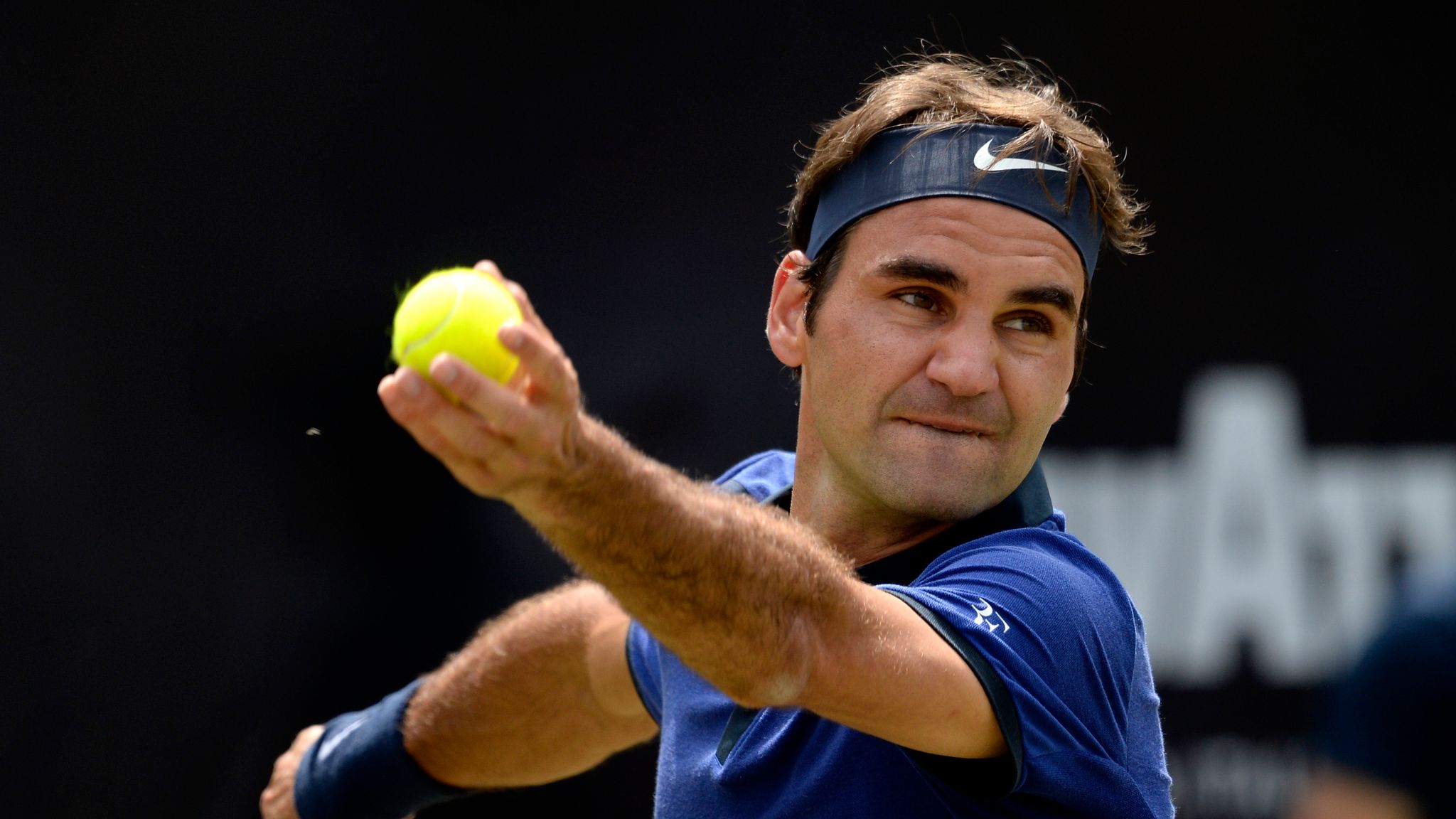 Roger Federer beats David Goffin in Halle to reach last four Tennis News Sky Sports