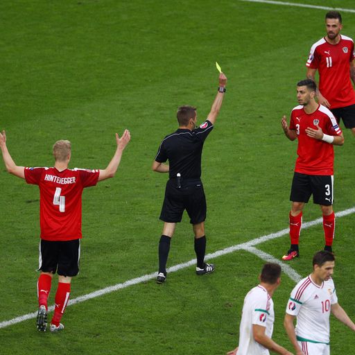 Hungary beat 10-man Austria