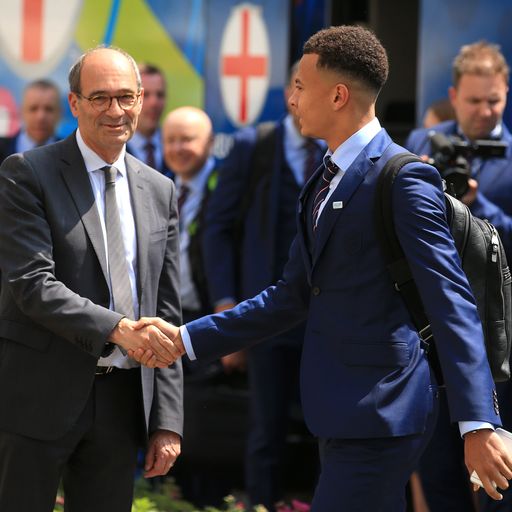 England arrive in France