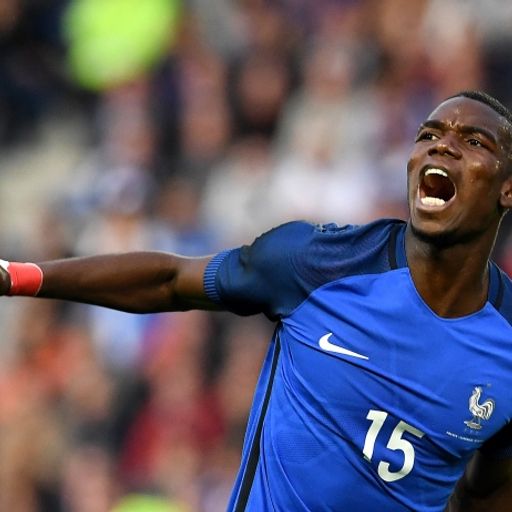 United interested in Pogba