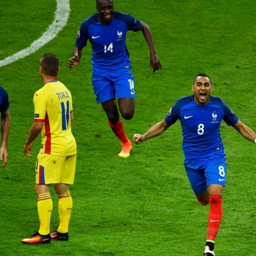 Payet stunner seals France win