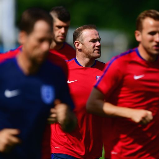 England train in Chantilly