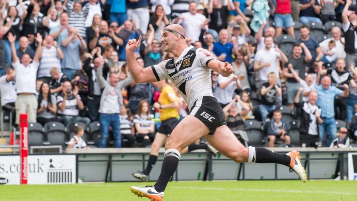 Hull FC's Danny Houghton celebrates his try against Catalans.