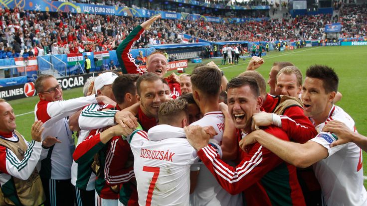 Hungary's players celebrate their side's 2-0 win