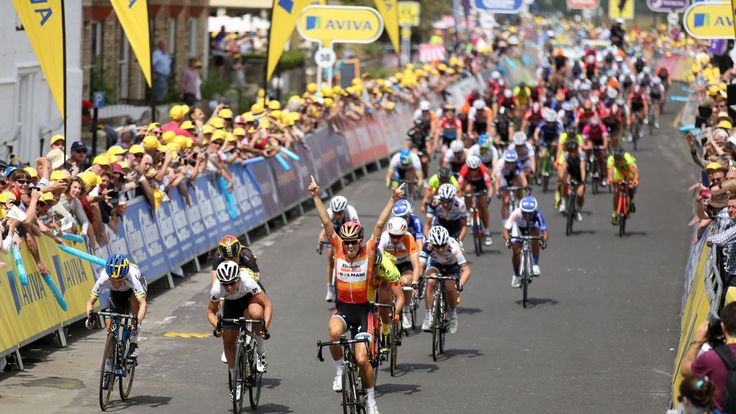 Boels Dolmans's Lizzie Armistead celebrates as she crosses the line to win stage one of the 2015 Women's Tour of Britain in Aldeburgh, Suffolk. 